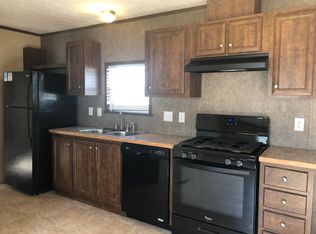 32616 Cary Ln N, New Haven, MI 48048