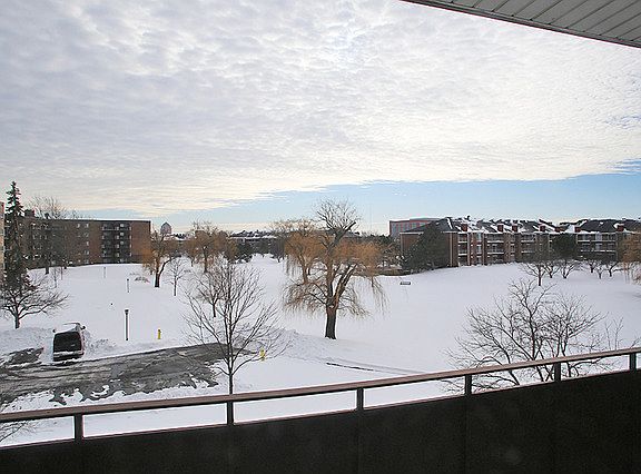 2nd image of 700 Wellington Ave Unit 306
