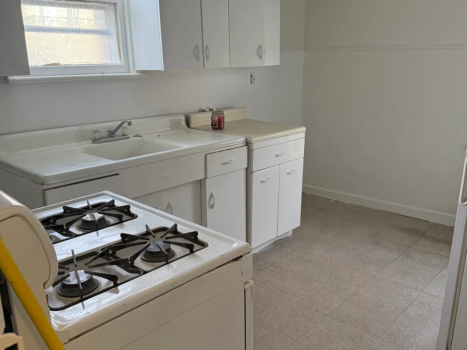 264 Union Ave — Photo 1