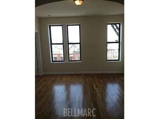 Rented by Bellmarc Realty | media 16