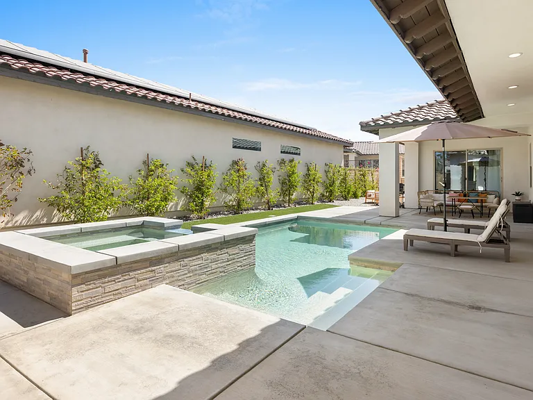 Private Pool and Spa