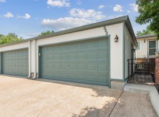 980 Claygate Ct, Ballwin, MO 63021