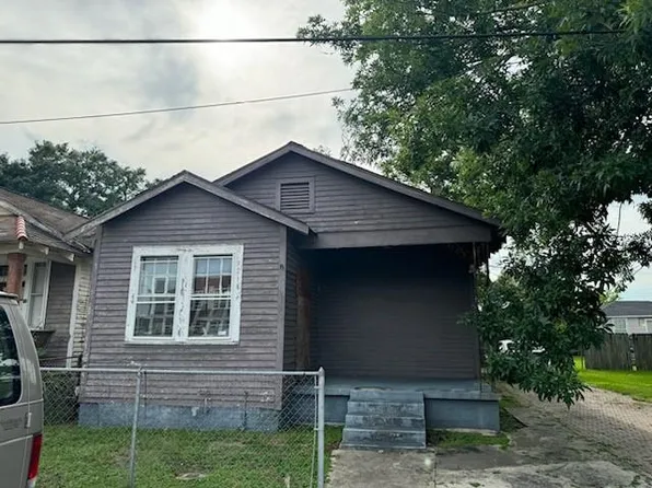 536 Avenue D, Westwego, LA 70094