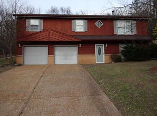 102 Echo Valley Dr, Collinsville, IL 62234