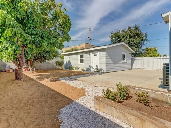 409 Olive St #B, Placentia, CA 92870