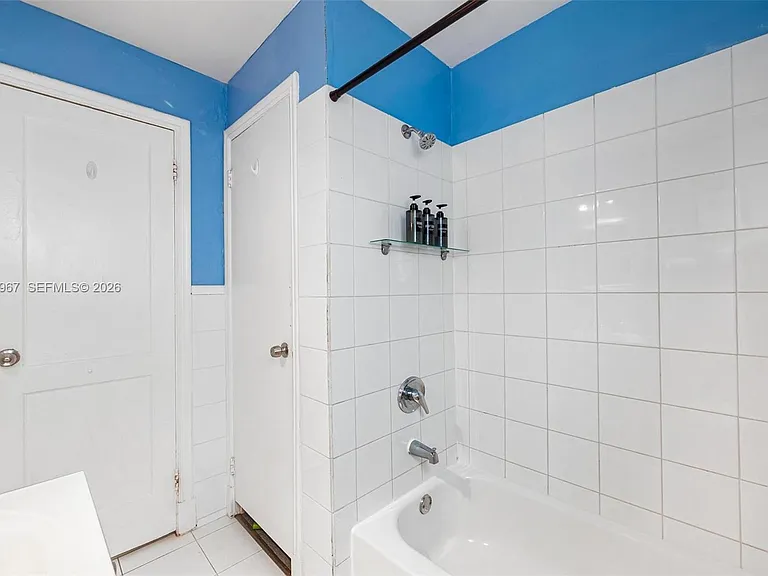 39 Sidonia Ave #2 — Photo 20