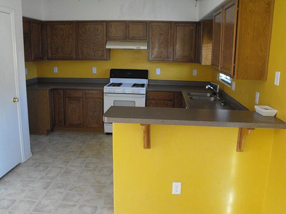 4th image of 455 E Placita Lezna