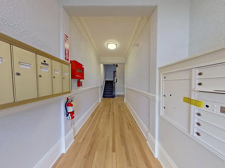 73 Brighton Ave #5 — Photo 18