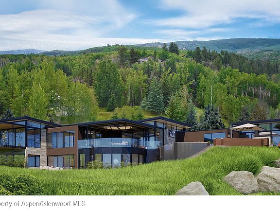 3rd image of 821 Cluny Rd