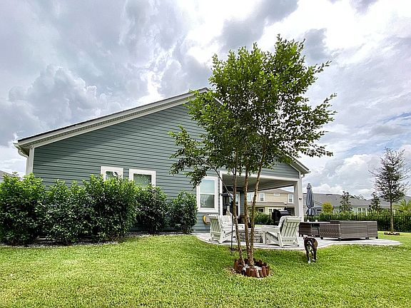 4th image of 129 Cabot Pl