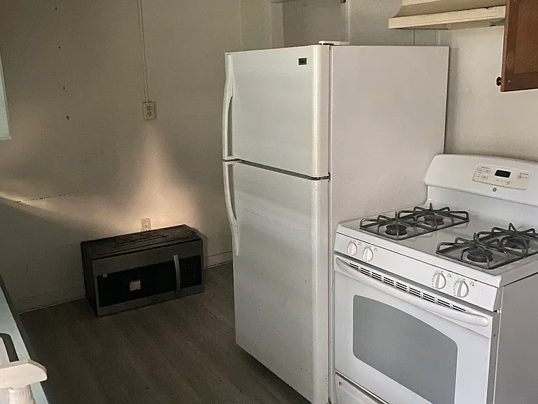 608 E Georgia St #608 — Photo 1