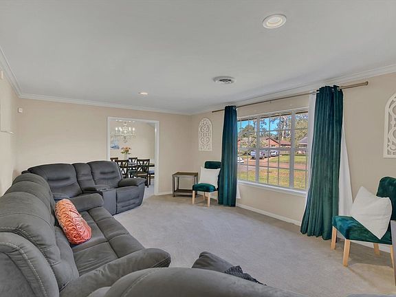 5th image of 1825 Rikisha Ln