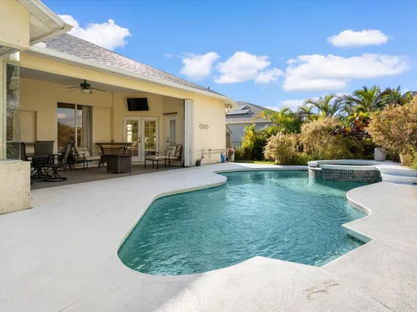 482 SW South Quick Circle, Port St Lucie, FL 34953