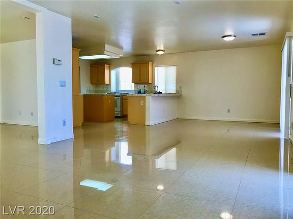 3rd image of 7544 Mission Palm St