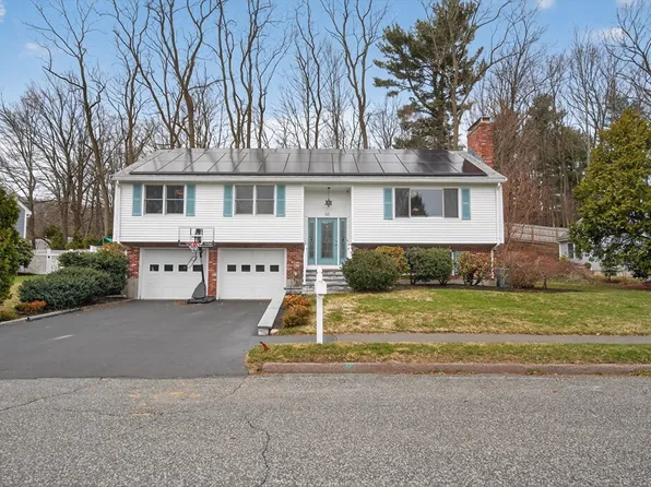50 Meetinghouse Cir, Needham, MA 02492