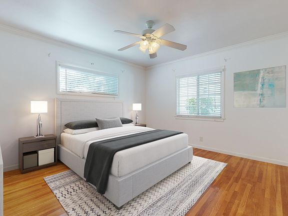 3rd image of 9413 Hayvenhurst Ave