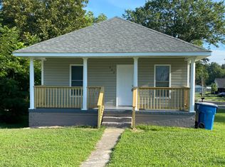 533 Elm St, Mount Holly, NC 28120