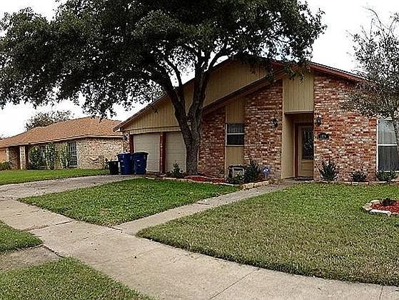 1st image of 1826 Dolphin Dr