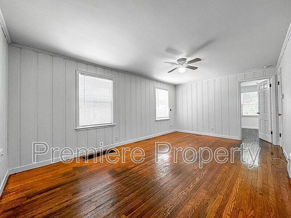 3rd image of 7635 Wyandotte St