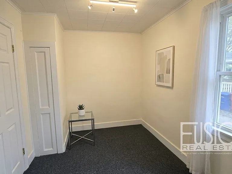 46 Lafountain St — Photo 27