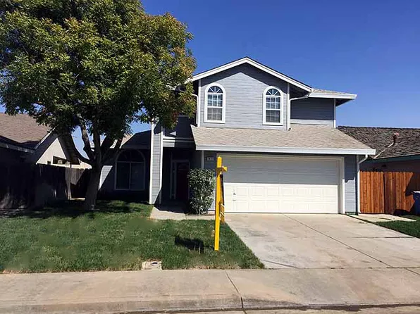 1977 Shadow Park Dr, Turlock, CA 95380