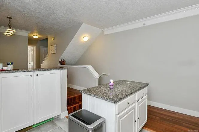 1847 Spaulding Cir — Photo 4
