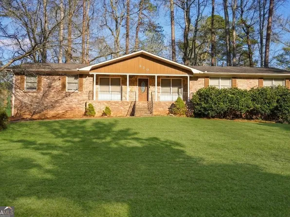 850 Tall Deer Dr, Fairburn, GA 30213