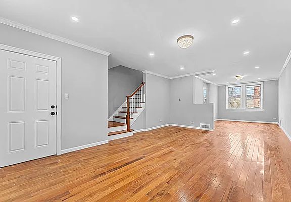 5th image of 1155 Grenada Pl