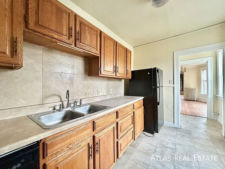 1560 N Gilpin St #1 — Photo 2