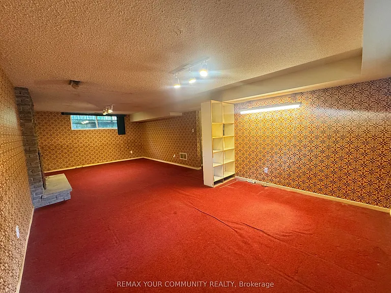 2063 Waters Edge Dr — Photo 18