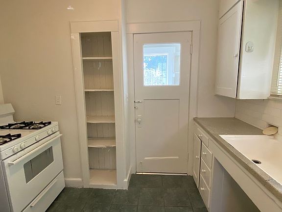 4th image of 3228-3244 Marshall Way #3238