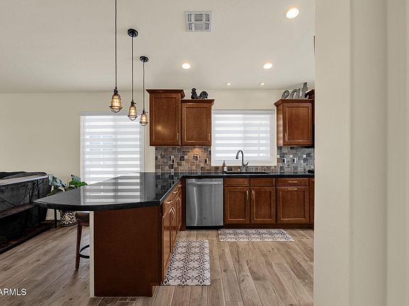 5th image of 2234 E WAHALLA Lane