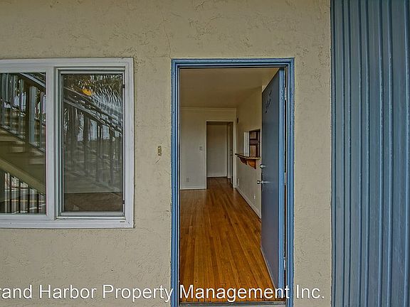5th image of 3647 Stephen M White Dr #10299828