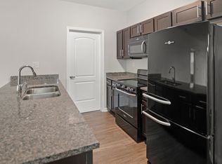 2242 Dundee Rd APT 205, Louisville, KY 40205