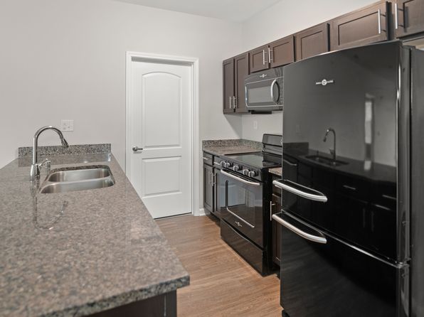 2242 Dundee Rd APT 205