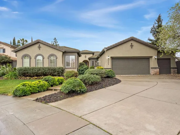 5304 Rogers St, Davis, CA 95618