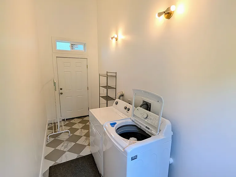 Brand new renovated laundry room
