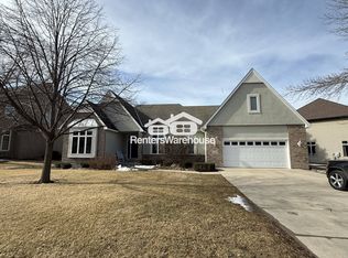 1563 Sandbar Cir, Waconia, MN 55387