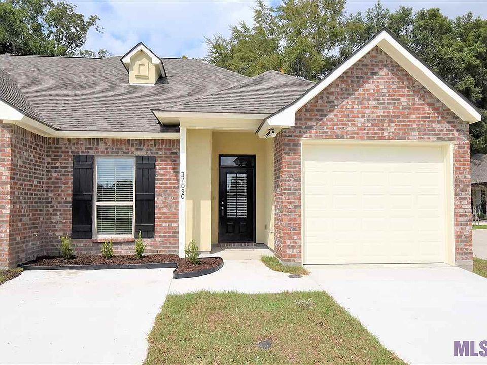 1st image of 37090 Woodside Dr