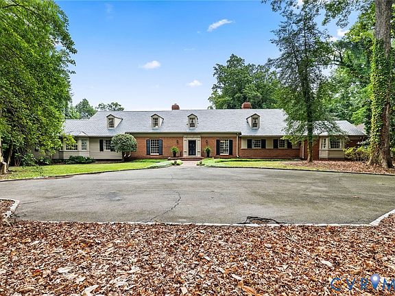 2nd image of 7539 Riverside Dr