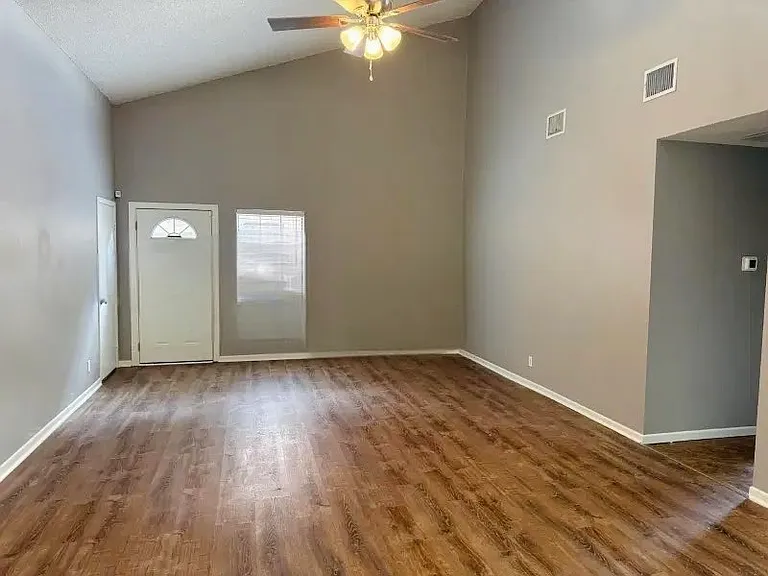 3050 Charlinda St #1 — Photo 5