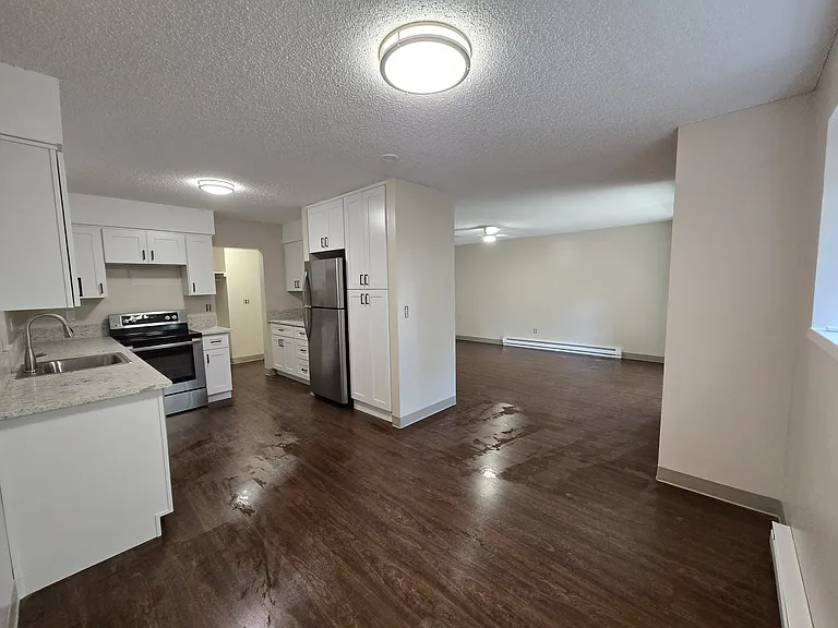 105 SW Cherry Park Rd — Photo 2