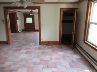 10 Adelaide St #1, New London, CT 06320