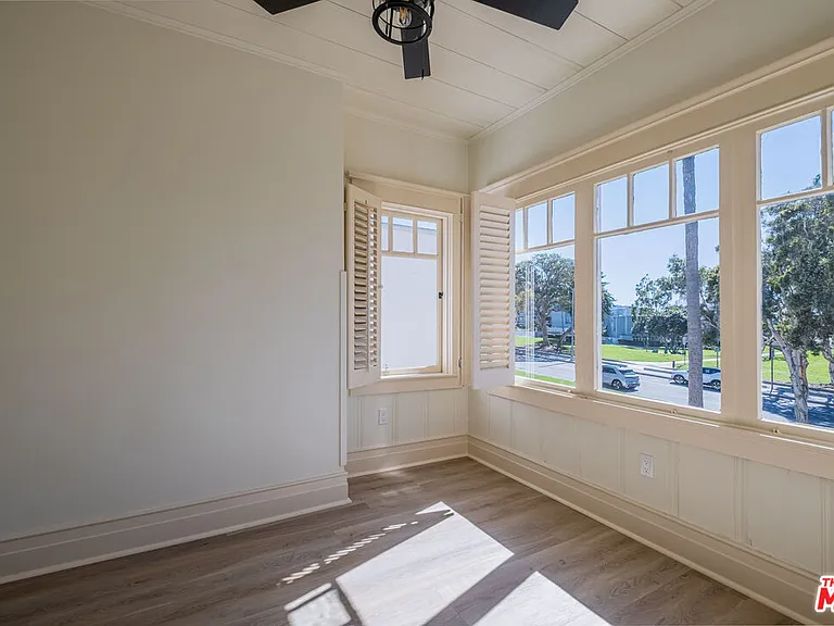 216 N Catalina Ave #216C — Photo 19