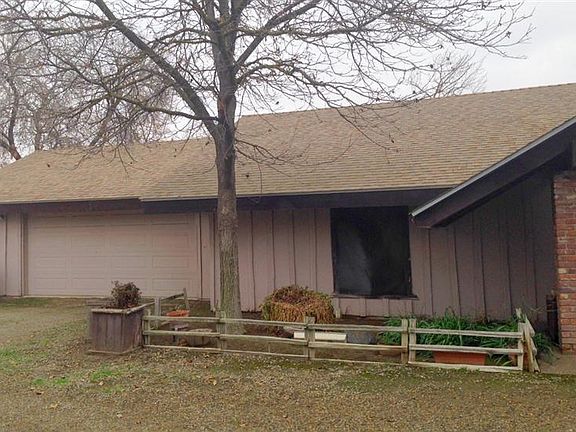 2nd image of 1360 S Fowler Ave