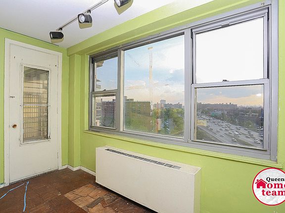 4th image of 6120 Grand Central Pkwy APT C1108