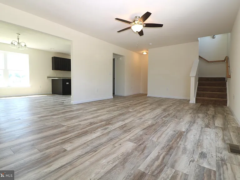 72 Filbert Dr — Photo 5
