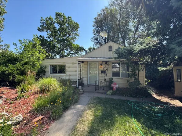 800 Stuart Street, Denver, CO 80204