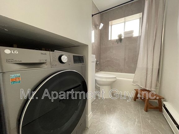 4th image of 1284 Fennell Ave E Suite 8