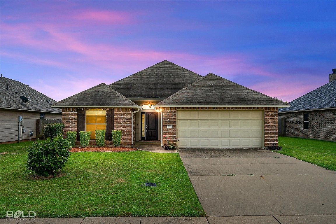 3935 White Lake Dr, Bossier City, LA 71111 Zillow